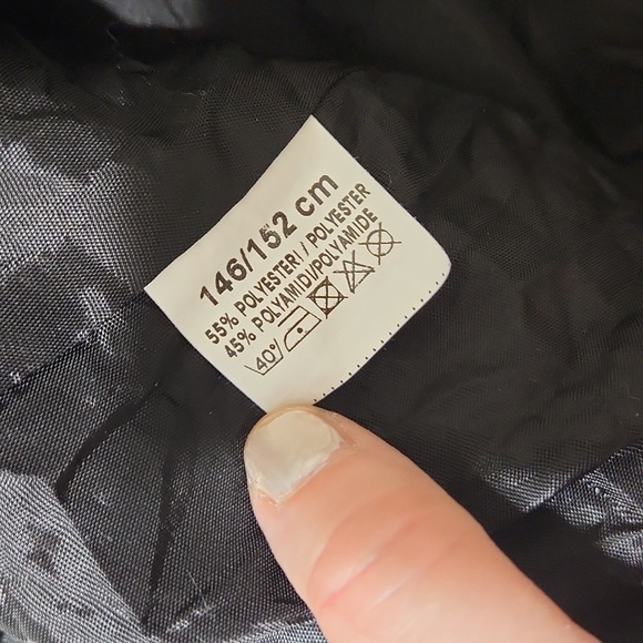 Global girl golden sparkling and black skirt - Picture 8 of 8